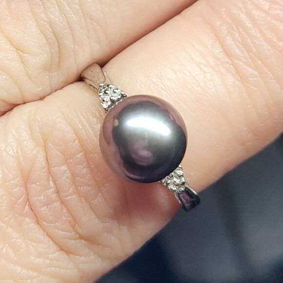 Japanese Tahitian Akoya Pearl Ring with Diamond Accents - Picture 2 of 7